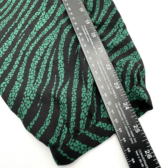TORRID 4XL Sheer Green Black Button up Blouse Top 3/4 Sleeve Lace Zebra Stripe - Picture 8 of 8